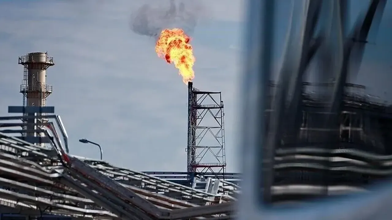سعودی عربستاندە قریتیك قرار: پترول بورو خط قپاتیلدی! – Suudi Arabistan’da kritik karar: Petrol boru hattı kapatıldı!