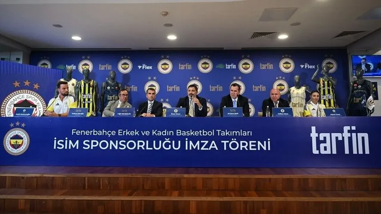 فنار باغچەدن صپونسورلق آڭلاشمسی! – Fenerbahçe’den sponsorluk anlaşması!