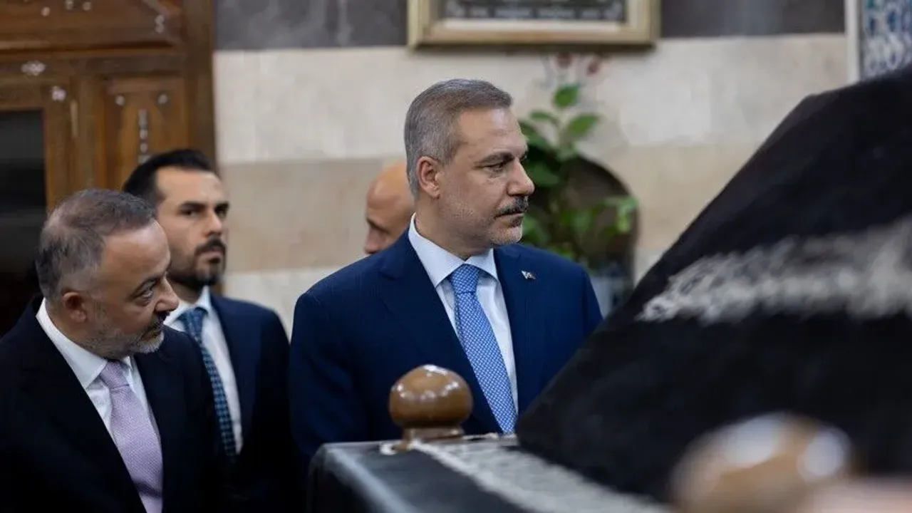 طیش ایشلری باقانندن بولگهسال صالدیریلر ایچون قریتیك گوروشمەلر – Dışişleri Bakanı’ndan bölgesel saldırılar için kritik görüşmeler
