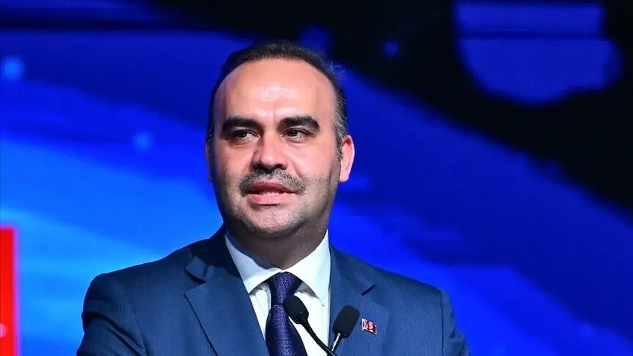 باقان قاجیر دویوردی: ملی اوزای پروغرامنده بویوك آدیم! – Bakan Kacır duyurdu: Milli Uzay Programı’nda büyük adım!
