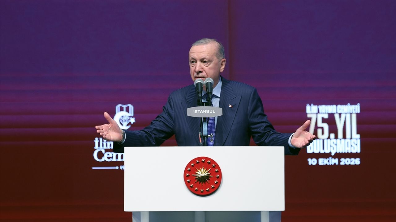 ارطوغان: علم یایمه جمعیت، تورکیەنڭ استقلال و استقبال دعواسنڭ اگیتیم آلانندەکی یانسیمسیدر – Erdoğan: İlim Yayma Cemiyeti, Türkiye’nin istiklal ve istikbal davasının eğitim alanındaki yansımasıdır