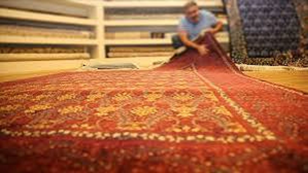 خالی اخراجاتیجیلری کورفز سوقیاتنده ترانسیت ویزه صورونی یاشییور – Halı ihracatçıları Körfez sevkiyatında transit vize sorunu yaşıyor