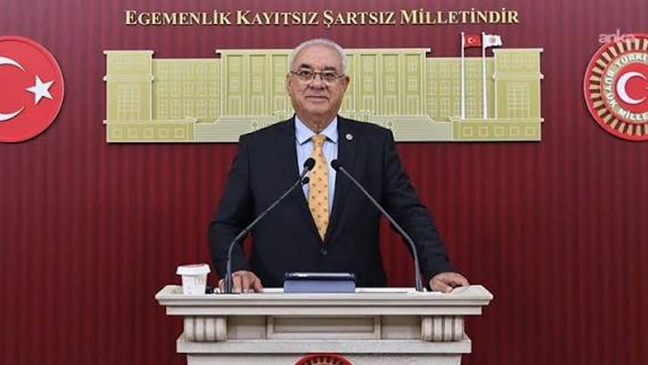 دصپ گنل باشقانی آقصاقالدن أوزلە یانیت: پارتی دگیشتیرنلرە “خائن” دییورسە سید طورون ایچون نه دییور؟ – DSP Genel Başkanı Aksakal’dan Özel’e yanıt: Parti değiştirenlere “hain” diyorsa Seyit Torun için ne diyor?