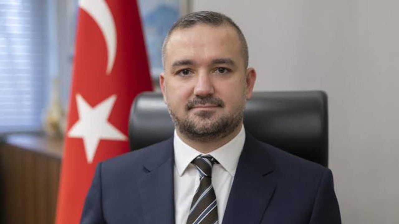قاراحان بانگقوكدە: فون چیقیشلری یورت ایچی یرلشیكلرڭ طل ترجیحینی قیده دگر أولچودە ضعیفلاتمادی – Karahan Bangkok’ta: Fon çıkışları yurt içi yerleşiklerin TL tercihini kayda değer ölçüde zayıflatmadı