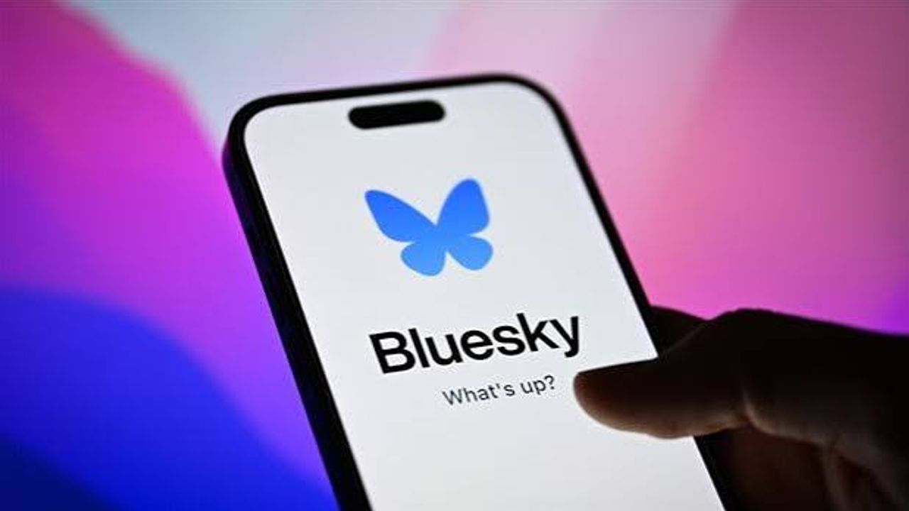 بلوەسکى، قوللانیجیلارین اویون و سیته أورتمسینه امکان طانیدی – Bluesky, Kullanıcıların Oyun ve Site Üretmesine İmkân Tanıdı