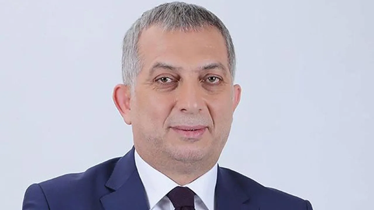 متن کولونكدن “تمیز اللر اوپەراسیونی” چاغریسی – Metin Külünk’ten “Temiz Eller Operasyonu” çağrısı