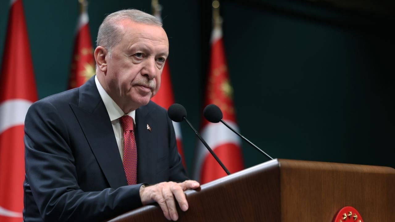 جمهورباشقانی ارطوغان، ٥ أولکه ڭڭ بویوک ایلچیسنڭ گوگن مکتوبلرنی قبول ایتدی – Cumhurbaşkanı Erdoğan, 5 ülkenin büyükelçisinin güven mektuplarını kabul etti
