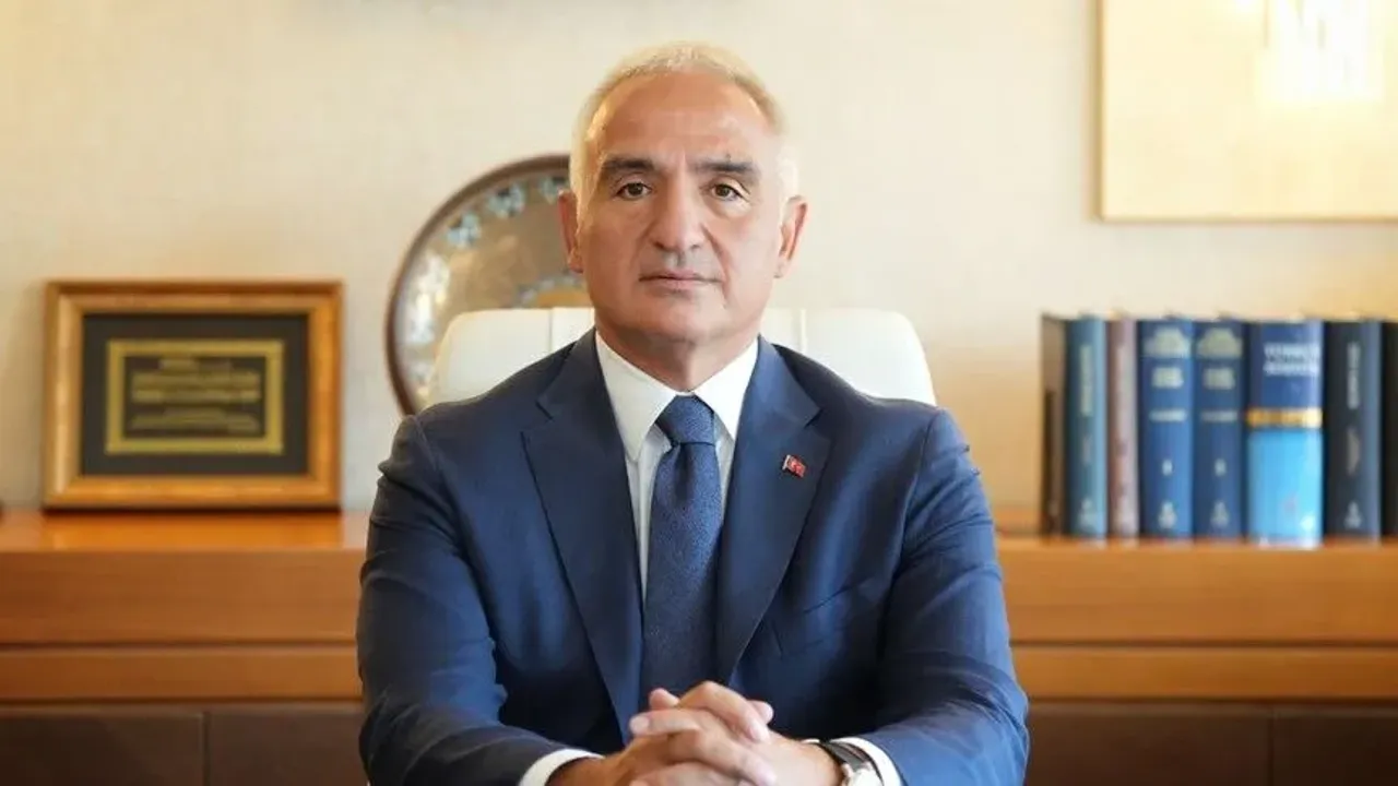 گیجە موزەجیلگنە یوغون ایلگی: زیارتجی صاییسی ١،٣ میلیونی آشتی – Gece müzeciliğine yoğun ilgi: Ziyaretçi sayısı 1,3 milyonu aştı
