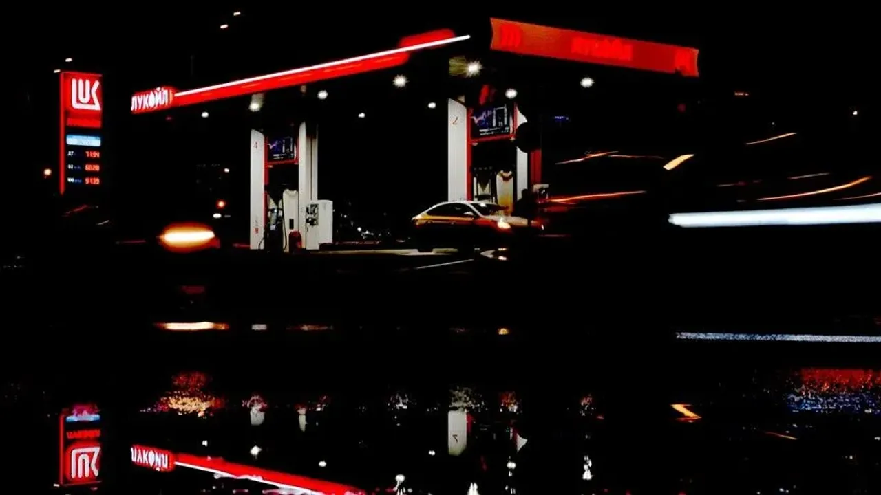 عبد، لوقویلە یوڭلیك یاپدیریم معافیدینی اوزاتدی – ABD, Lukoil’e yönelik yaptırım muafiyetini uzattı