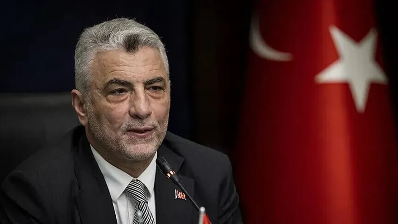 تجارت باقانی بولاتدن “١٧٠ میلیون لیرەلق پاره ترانسفری” ادعاسینه ایلیشکین آچیقلامه – Ticaret Bakanı Bolat’tan “170 milyon liralık para transferi” iddiasına ilişkin açıklama