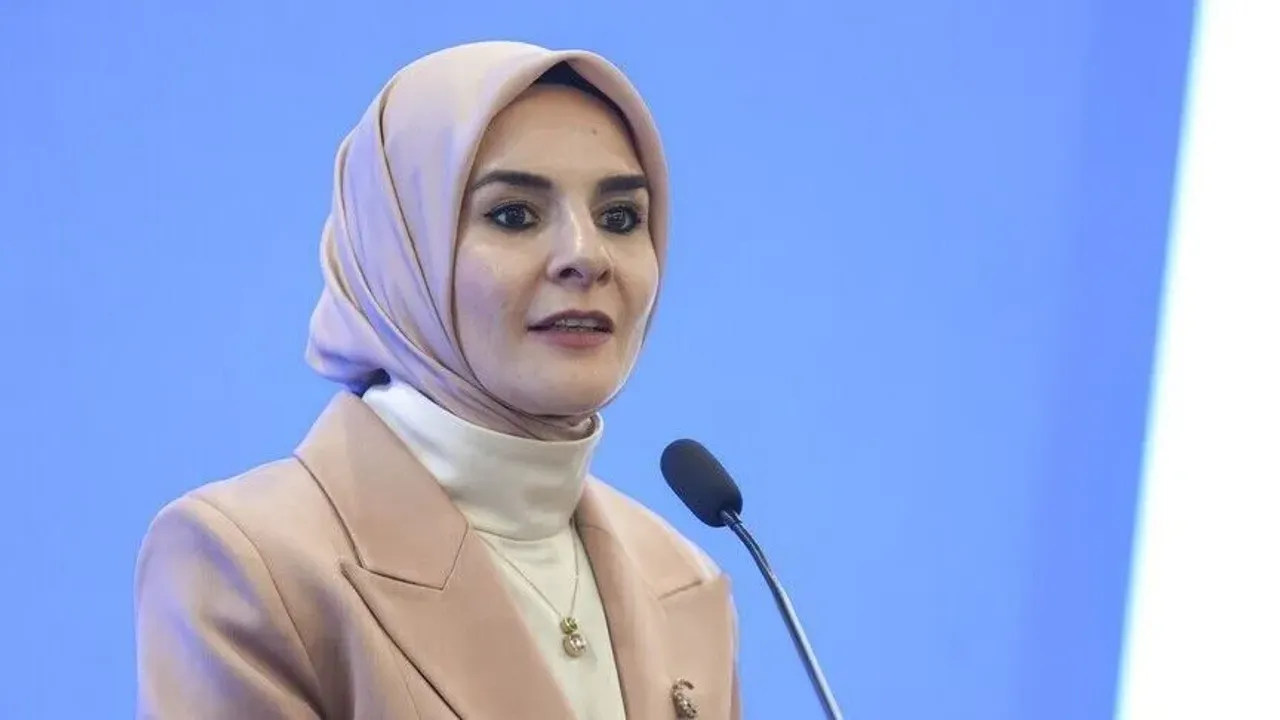 چوجقلرە صوسیال مدیه دوزنلەمسینده “اکران قایدیرمه” دونمی بیتییور – Çocuklara sosyal medya düzenlemesinde “ekran kaydırma” dönemi bitiyor