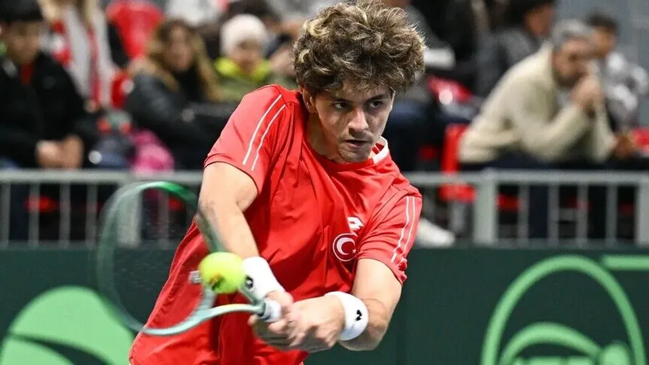 ملی تنیسجی یانقی أرل، چیندە آدینی یاری فینالە یازدیردی – Milli tenisçi Yankı Erel, Çin’de adını yarı finale yazdırdı
