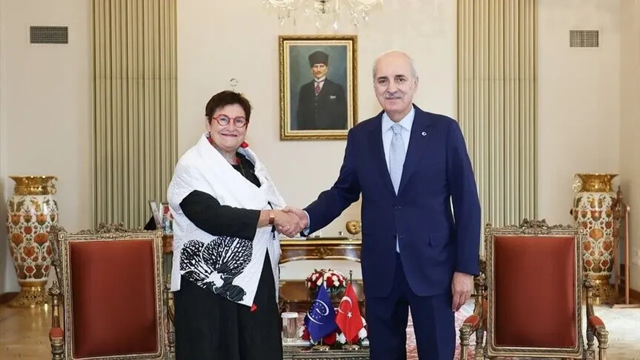 تبمم باشقانی قورتولمش، آقپم باشقانی بایری قبول ایتدی – TBMM Başkanı Kurtulmuş, AKPM Başkanı Bayr’ı kabul etti