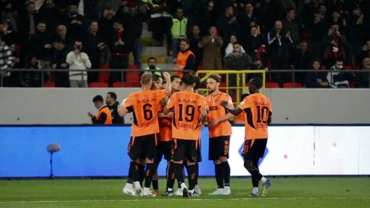 چورم فك ساحەسندە ریزسپوری ٢-١ یندی – Çorum FK sahasında Rizespor’u 2-1 yendi