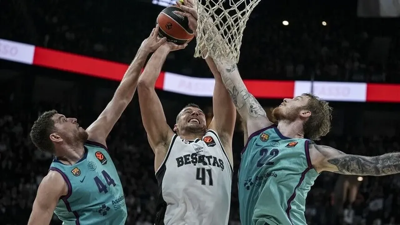 بشیک طاش، بارجەلونه دپلاسماننده ساحەدن مغلوبیتله آیریلدی – Beşiktaş, Barcelona deplasmanında sahadan mağlubiyetle ayrıldı