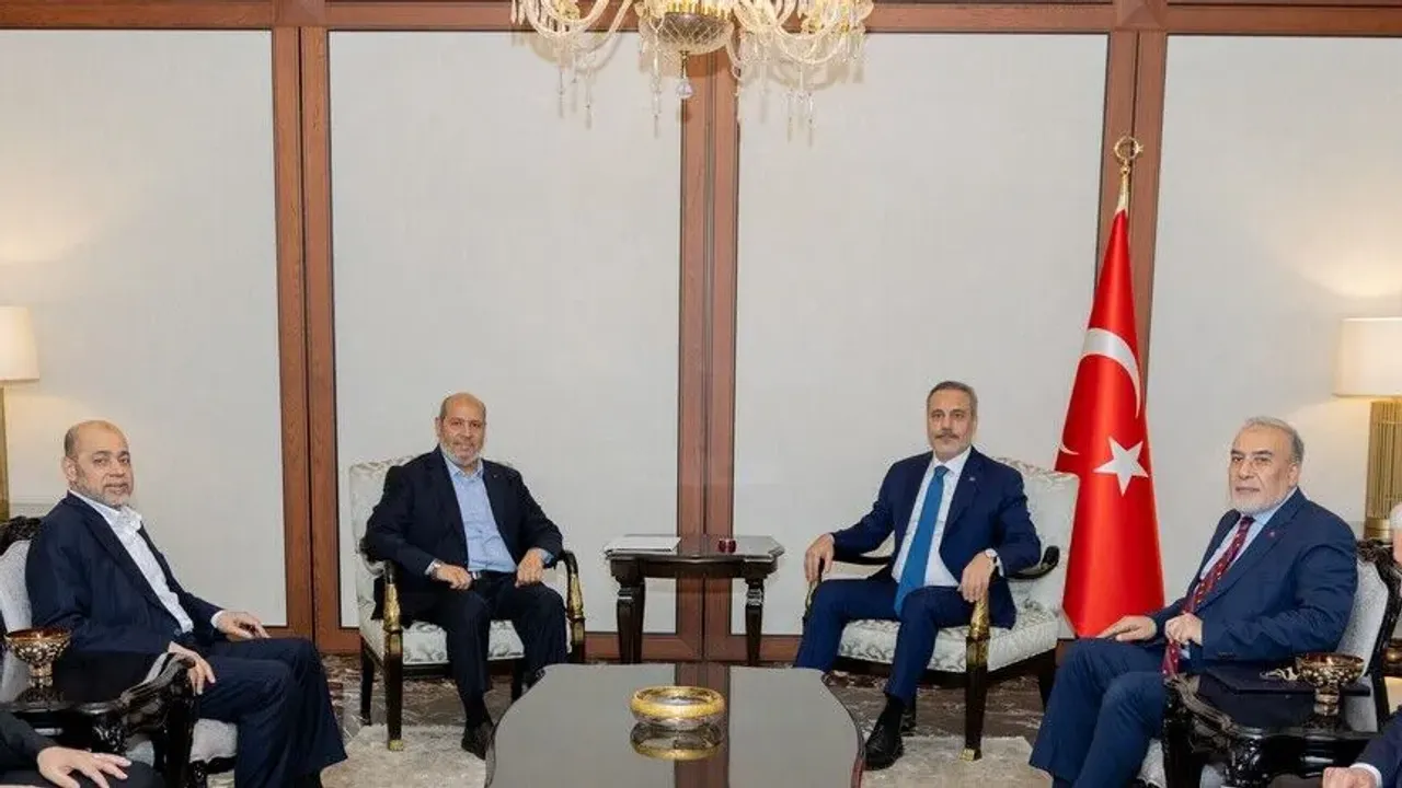 خاقان فیدان، حمس لیدری حیه و برابرڭدەكی هیئتله گوروشدی – Hakan Fidan, Hamas lideri Hayye ve beraberindeki heyetle görüştü