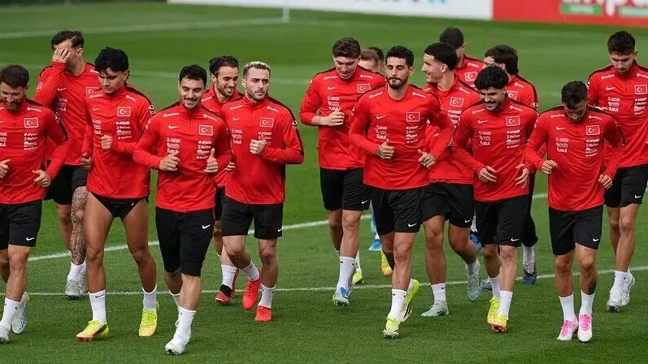 تورکیەنڭ ایتالیه قارشیسیدەكی ایلك ١١ی بللی اولدی! – Türkiye’nin İtalya karşısındaki ilk 11’i belli oldu!